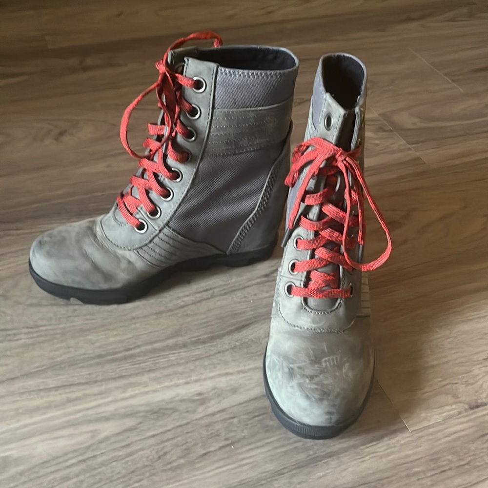 Women’s Sorel Lexie Wedge in Quarry 7.5